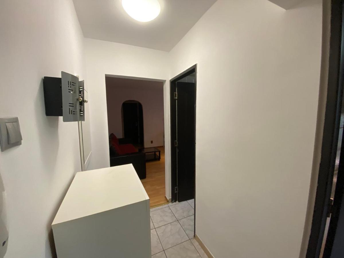 Sleep & Go Parcare Gratuita Self Check-In Apartment Bucharest Exterior photo