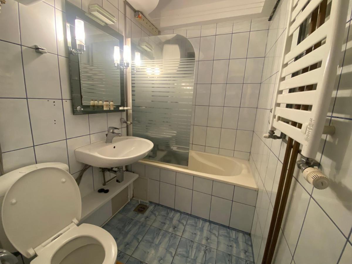Sleep & Go Parcare Gratuita Self Check-In Apartment Bucharest Exterior photo